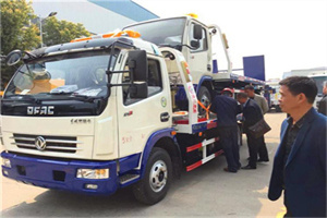 安顺汽车道路救援拖车价格